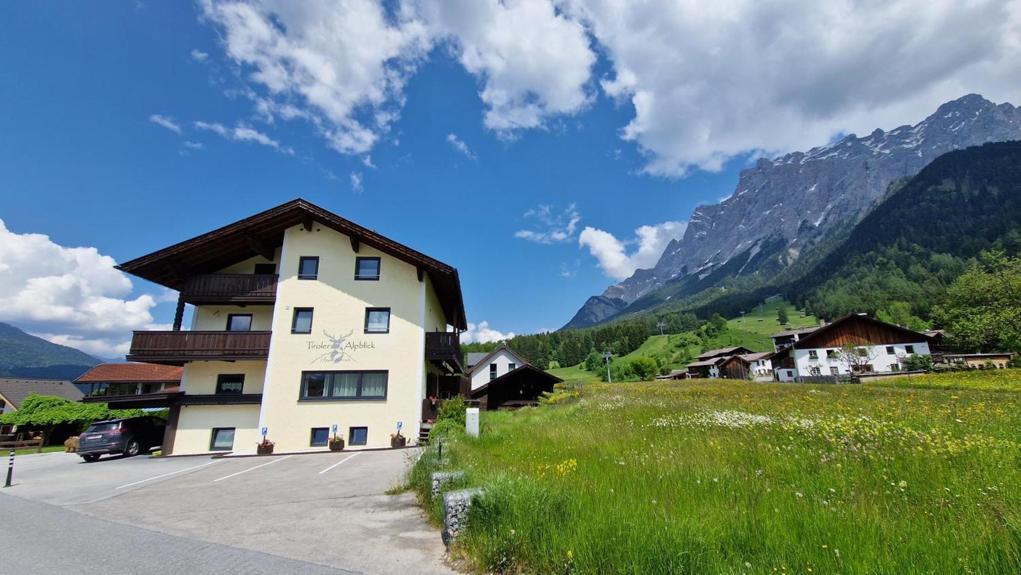 Tiroler Alpblick Appartements Ервальд Екстер'єр фото