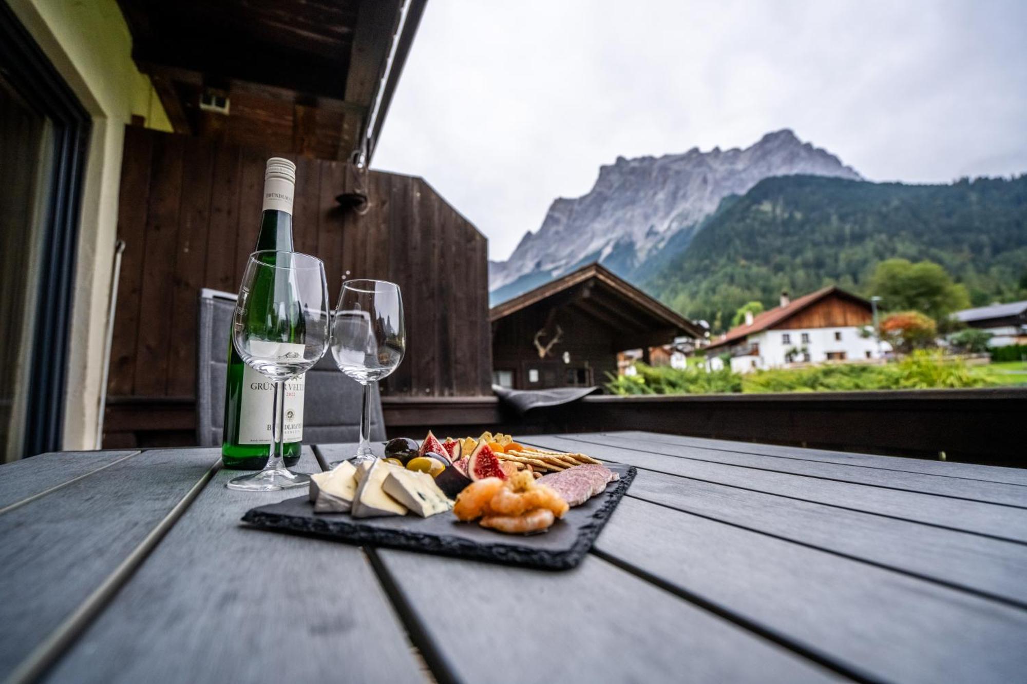 Tiroler Alpblick Appartements Ервальд Екстер'єр фото