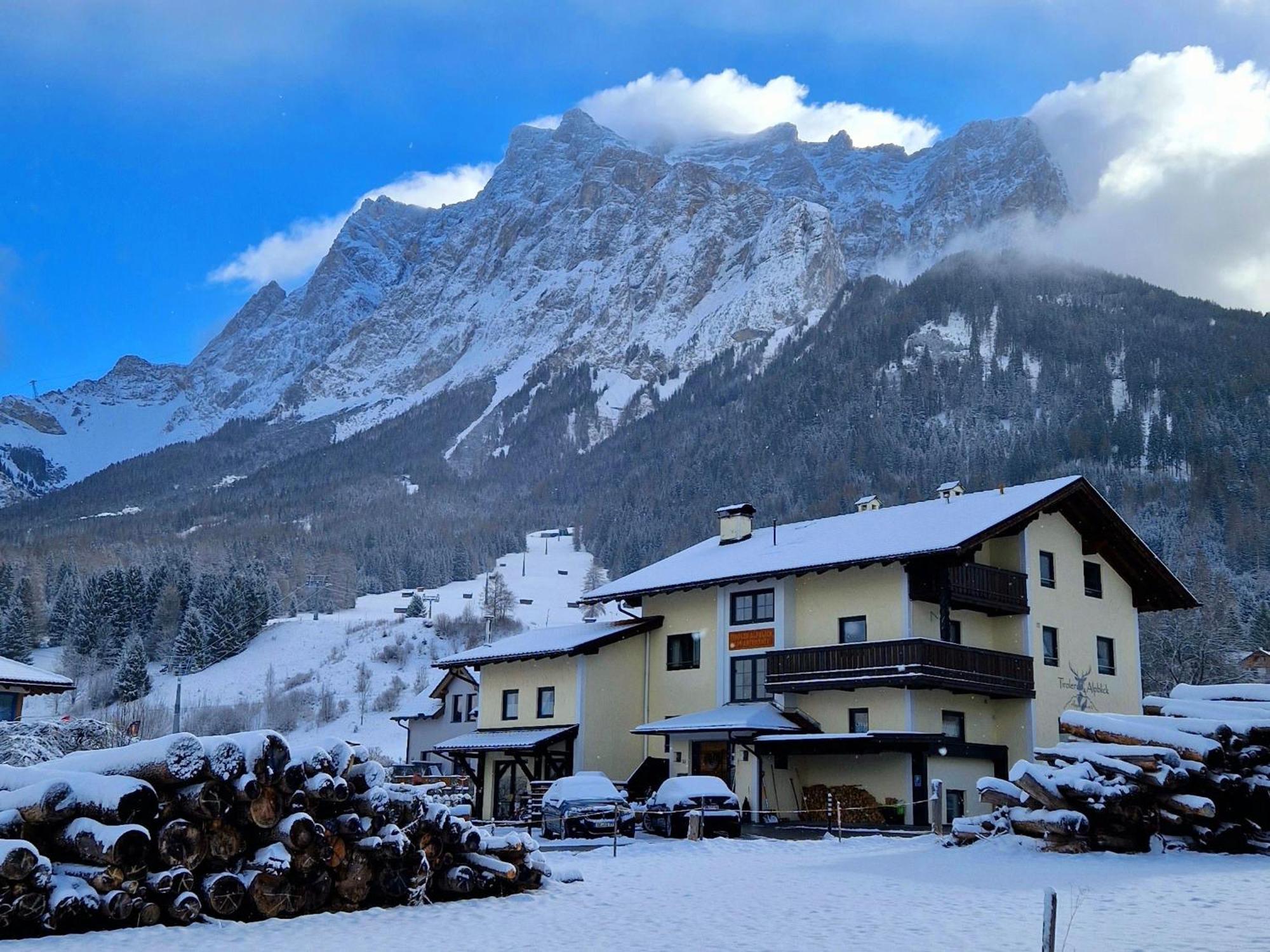 Tiroler Alpblick Appartements Ервальд Екстер'єр фото